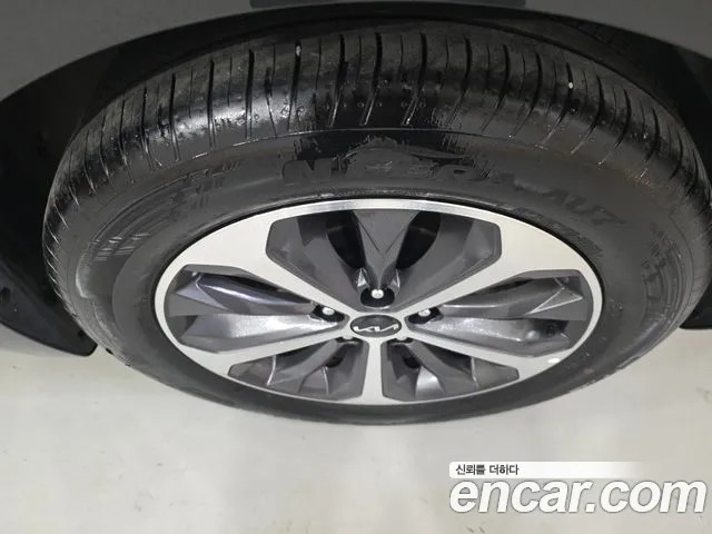 Kia K8 Hybrid — Фото автомобиля 18