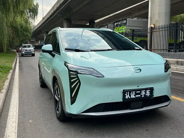 GAC Aion Y — Фото автомобиля 2