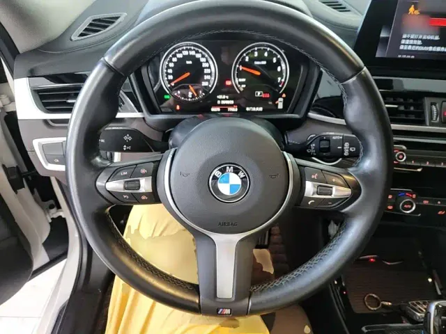 BMW X2 — Фото автомобиля 10