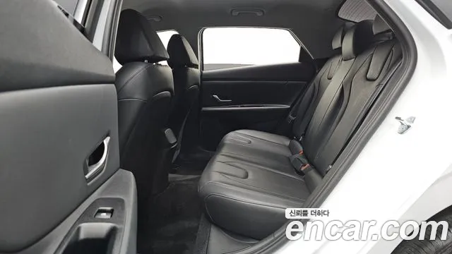 Hyundai AVANTE Avante (CN7) — Фото автомобиля 11