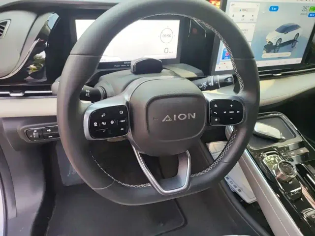 GAC Aion S Plus — Фото автомобиля 11