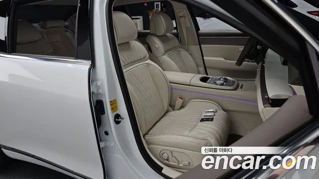 Genesis G90 — Фото автомобиля 23