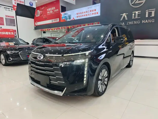 Фотография автомобиля — GAC Trumpchi E8