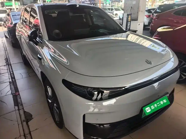 Leapmotor C10 — Фото автомобиля 3