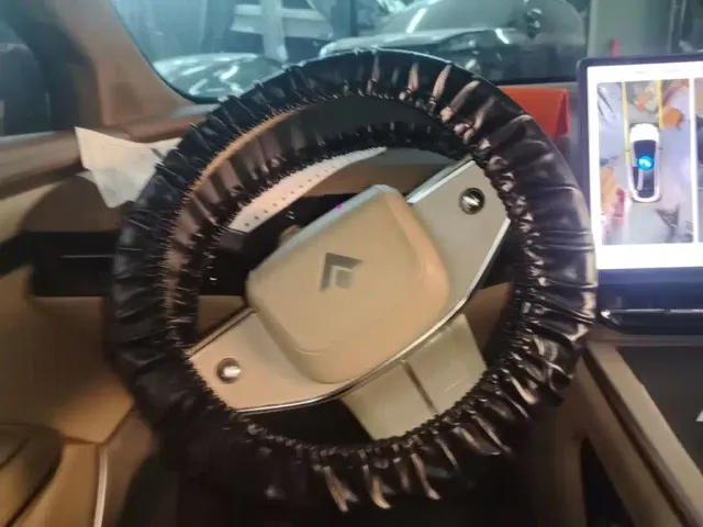 GAC Hyptec HT — Фото автомобиля 14