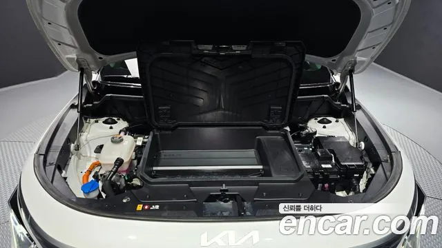 Kia Niro — Фото автомобиля 6