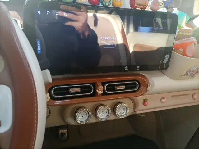 Wuling Hongguang Mini EV — Фото автомобиля 9
