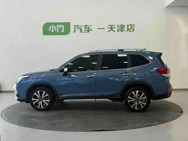 Subaru Forester — Фото автомобиля 7