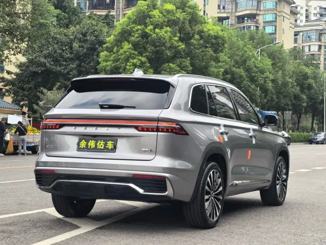 Geely Xingyue L — Фото автомобиля 16