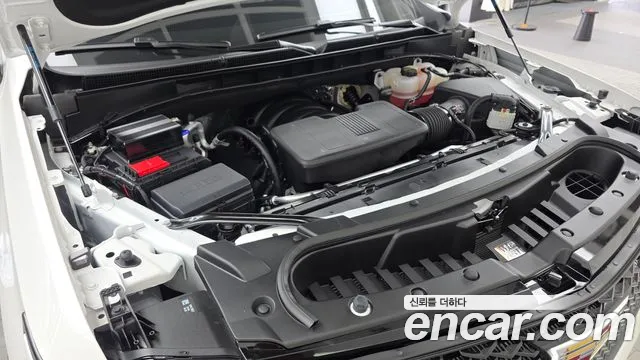 Cadillac Escalade Generation 5 — Фото автомобиля 6