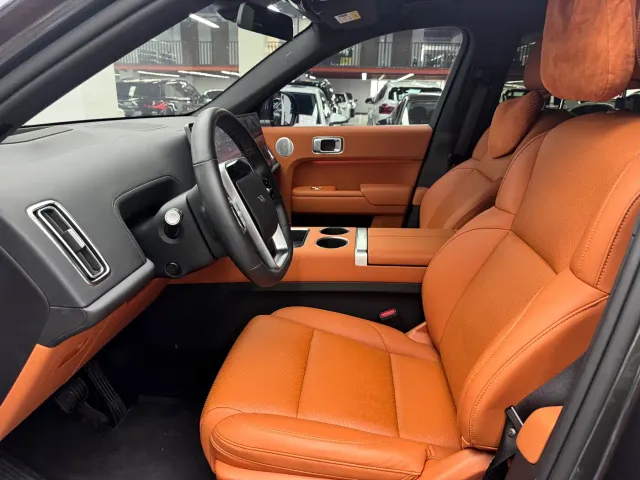 Li Auto L7 — Фото автомобиля 4