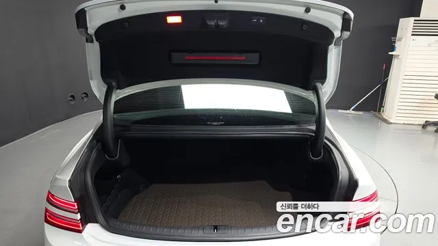 Genesis G80 RG3 — Фото автомобиля 26