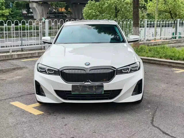 BMW i3 — Фото автомобиля 2