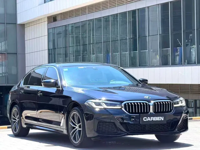 BMW 5 Series — Фото автомобиля 3