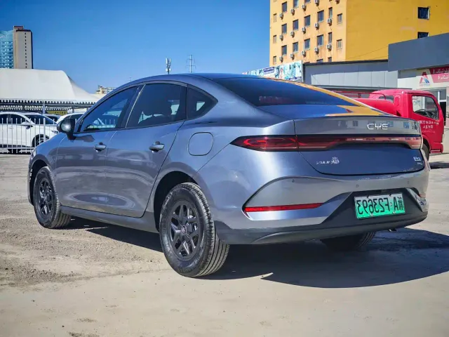 BYD Qin PLUS — Фото автомобиля 9