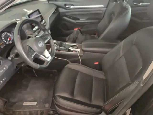 Nissan Teana — Фото автомобиля 14