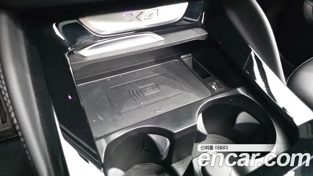 BMW X4 xDrive20i M Sport — Фото автомобиля 26