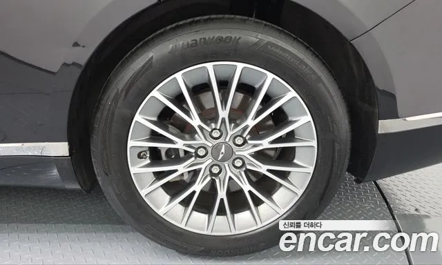 Genesis G80 RG3 — Фото автомобиля 6