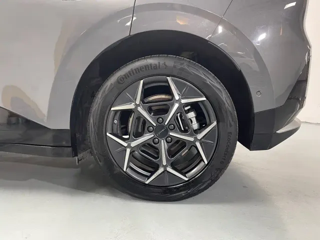 Lynk & Co Z20 — Фото автомобиля 19
