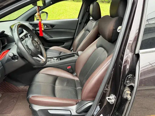Mazda CX-4 — Фото автомобиля 8