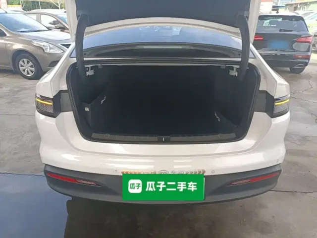 BYD Seal 05 DM-i — Фото автомобиля 18