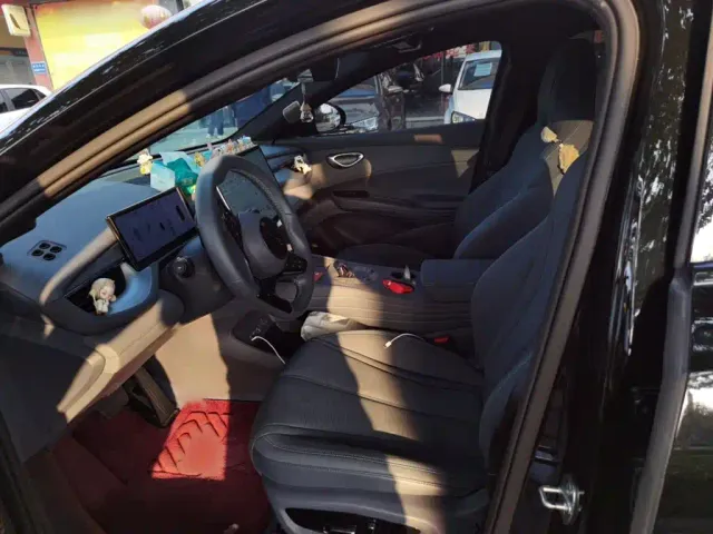 BYD Seal 06 GT — Фото автомобиля 8