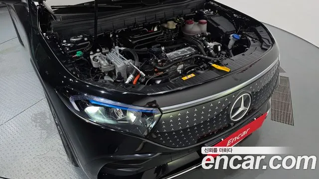 Mercedes-Benz EQB X243 — Фото автомобиля 6
