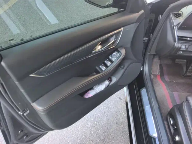 Cadillac CT5 — Фото автомобиля 7