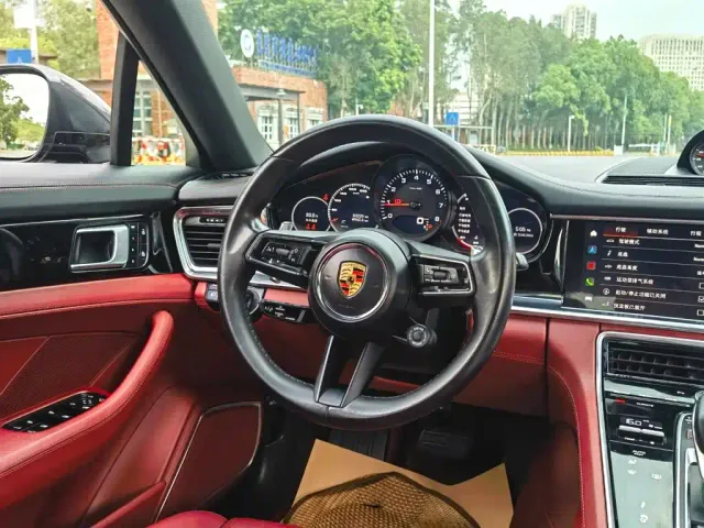 Porsche Panamera — Фото автомобиля 11