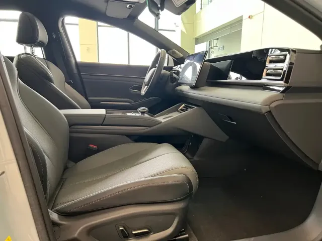 BYD Qin L — Фото автомобиля 8