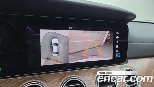 Mercedes-Benz E-Class — Фото автомобиля 15