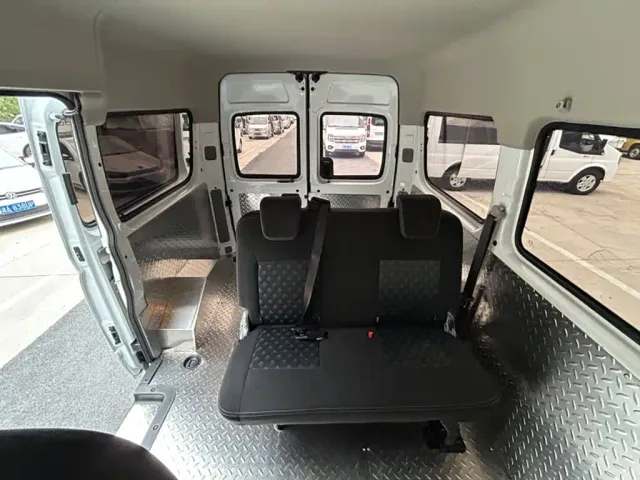 Maxus Xintu V80 — Фото автомобиля 3
