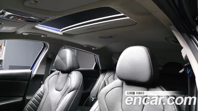 Hyundai AVANTE Inspiration — Фото автомобиля 19