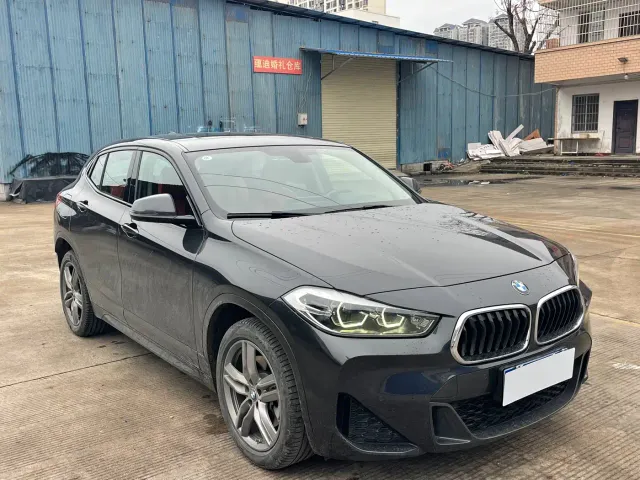 BMW X2 — Фото автомобиля 3