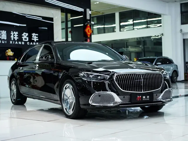 Mercedes-Benz Maybach S-Class — Фото автомобиля 22