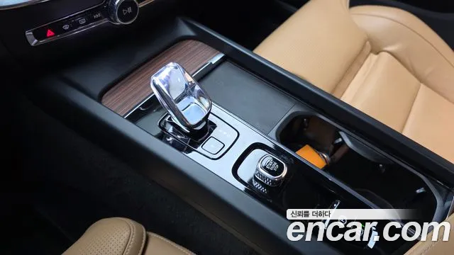 Вольво S60 S60 третьего поколения B5 Ultimate Bright — Фото автомобиля 9