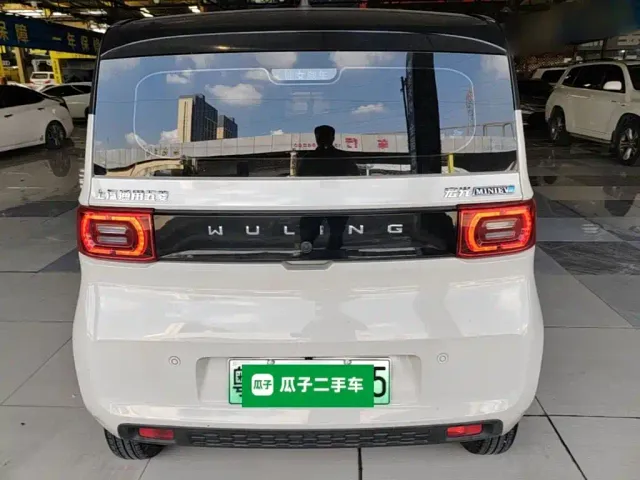 Wuling Hongguang Mini EV — Фото автомобиля 5