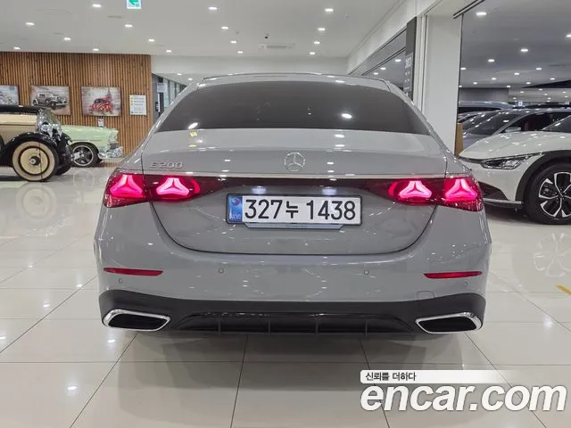 Mercedes-Benz E-Class W214 — Фото автомобиля 4