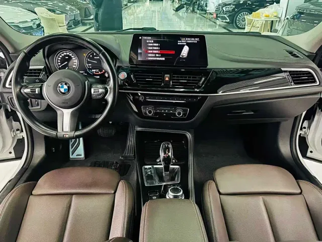 BMW 1 Series — Фото автомобиля 8