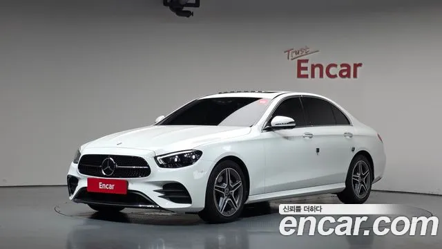 Фотография автомобиля — Mercedes-Benz E-Class W213