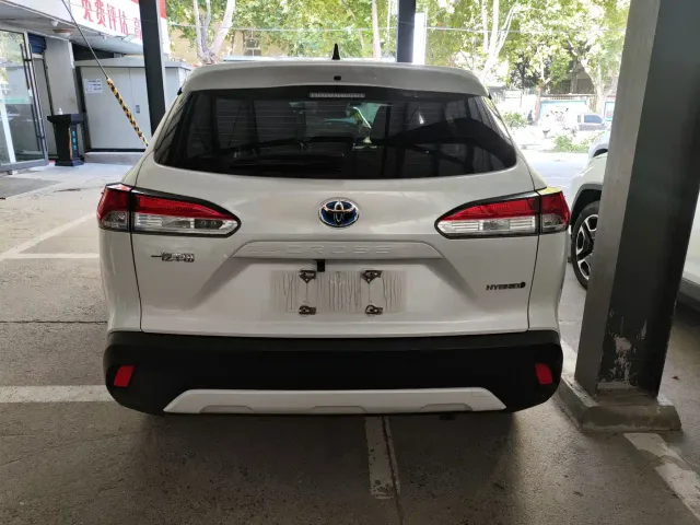 Toyota Corolla Cross — Фото автомобиля 14