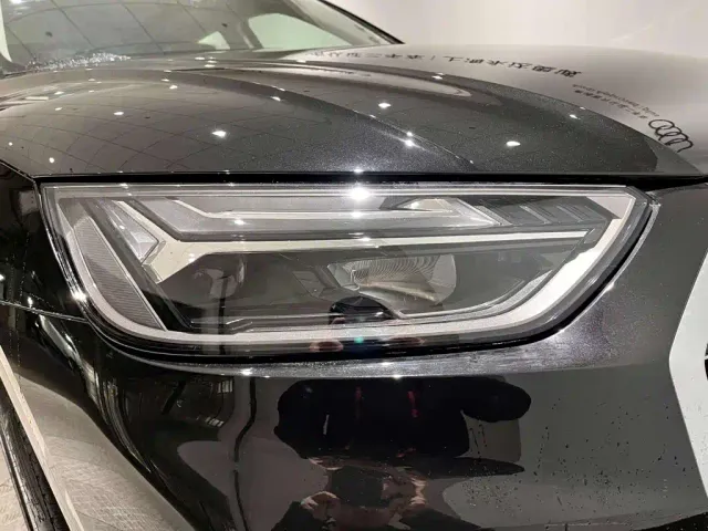 Audi Q5L — Фото автомобиля 9