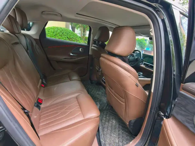 Chery Arrizo 8 — Фото автомобиля 10