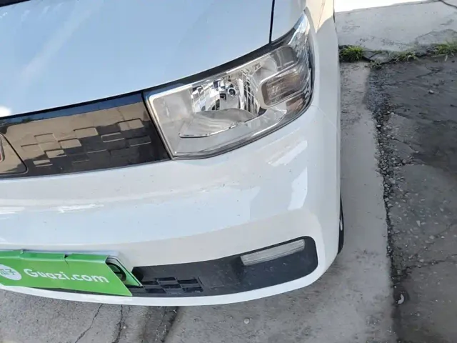 Wuling Hongguang Mini EV — Фото автомобиля 17
