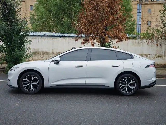 Changan Qiyuan A06 — Фото автомобиля 7