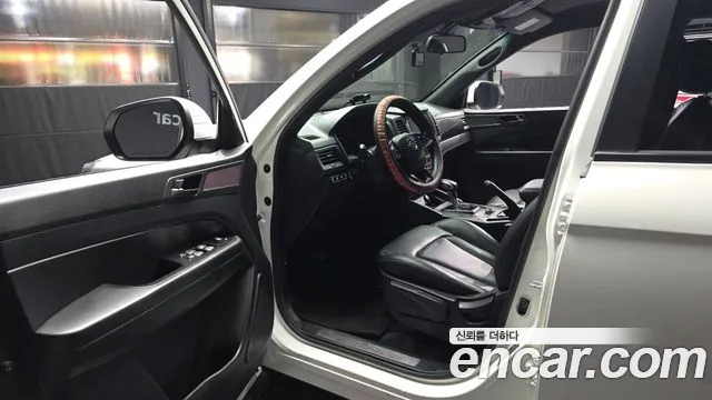 KG_Mobility_Ssangyong Rexton Новый Rexton Sport Дизель 2.2 4WD — Фото автомобиля 10