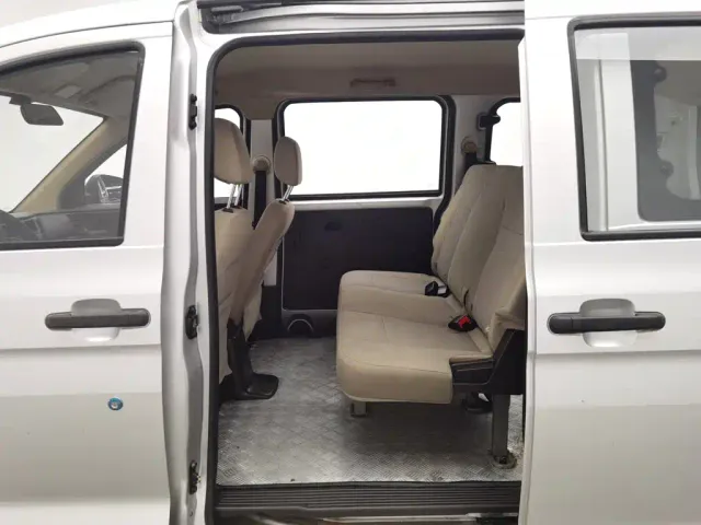 Wuling Hongguang V — Фото автомобиля 15
