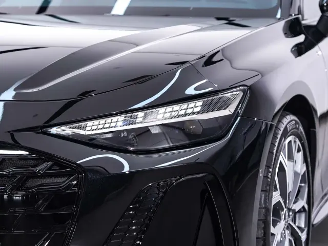 Audi A6L — Фото автомобиля 9