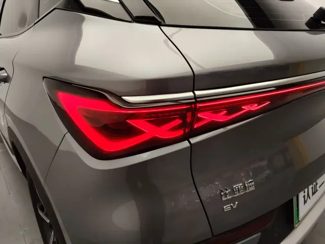 BYD Yuan PLUS — Фото автомобиля 19