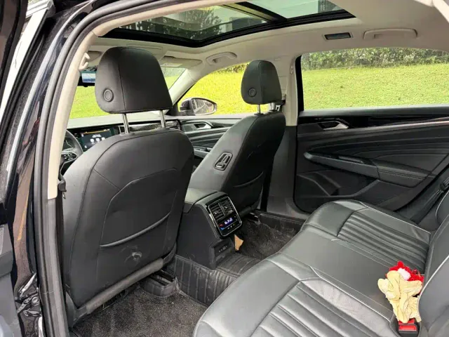 Volkswagen Passat — Фото автомобиля 11